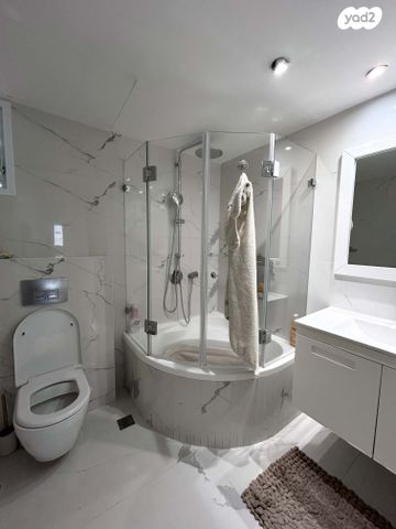 דירה, המבדיל 8, נחלת גנים, רמת גן