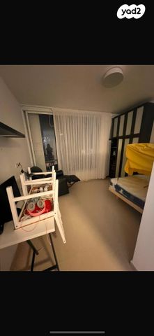 יחידת דיור, ד"ר מוסקוביץ' 18, ב' / צפון מערב העיר, רחובות