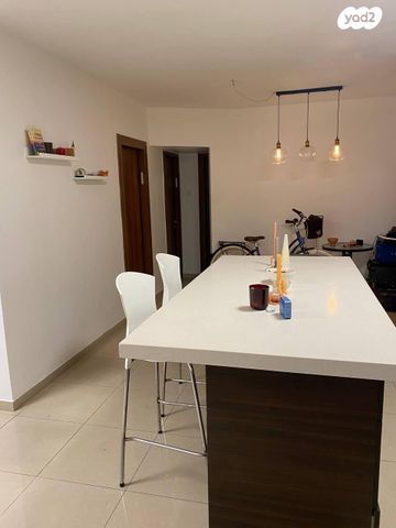 דירה, אנילביץ' 23, שיכון ותיקים, חולון