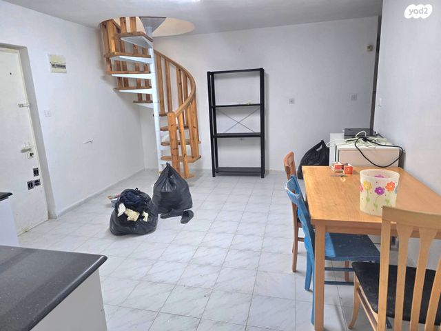 דירה, הזמיר 61, שכונה ד', מבשרת ציון