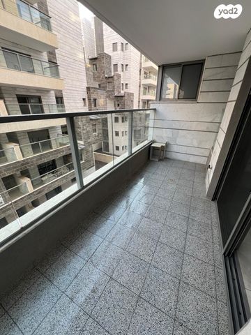 דירה, לח"י 8, שאר העיר, בני ברק