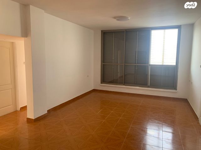 שדרות חיים וייצמן 94