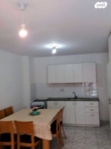 דירת גן, הנביאים 47, שיכוני המזרח, ראשון לציון