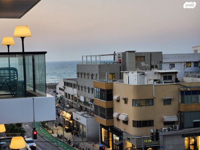 כ"ג יורדי הסירה 16