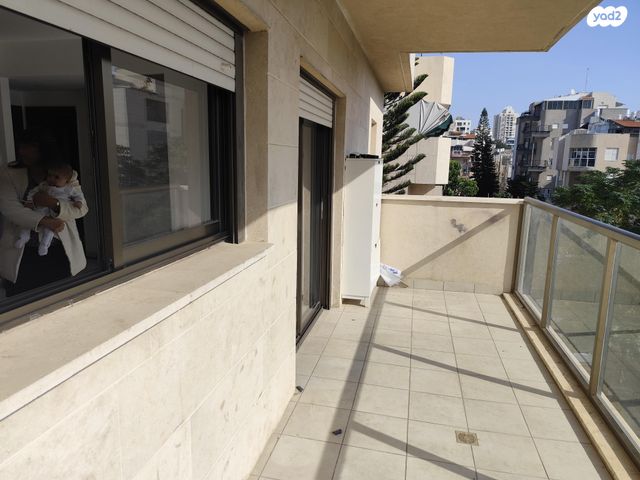 דירה, יד שלום 39, תל יהודה, רמת גן