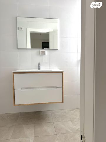 דירה, ש"י עגנון 1, שיכון רסקו, קרית אונו