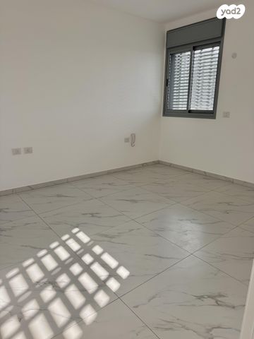 דירה, ש"י עגנון 1, שיכון רסקו, קרית אונו