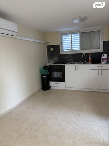 יחידת דיור, החרצית 18, אליכין, אליכין