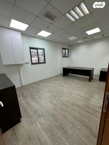 משרדים, מבוא סיוון 1, פארק תעשיות רבין, קרית גת