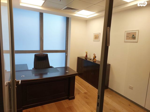 משרדים, הנופר 2, אזור תעשייה קרית אתגרים, רעננה