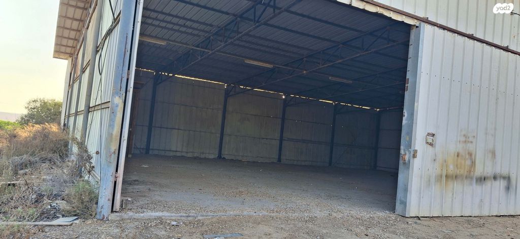 מחסנים, תמר 2, תלמים