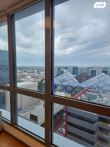 משרדים, הנופר 2, אזור תעשייה קרית אתגרים, רעננה