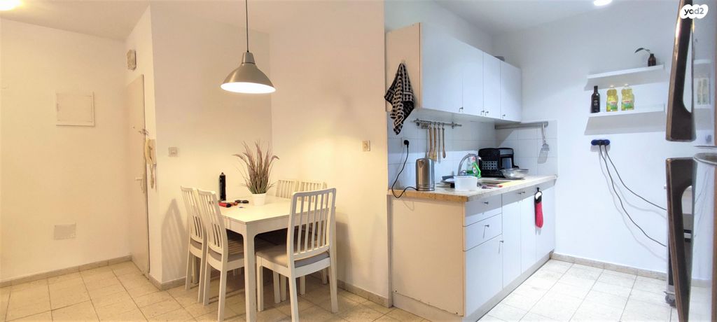 דירה, תפוז, נווה פרדסים, פרדס חנה כרכור