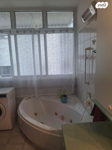 דירה, קרצ'בסקי, רמב"ם, ראשון לציון