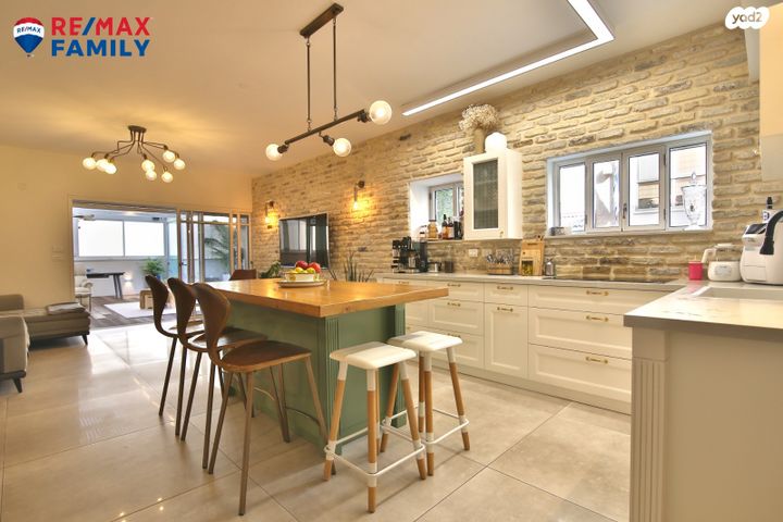 דירת גן, ברק 33, מוצקין הותיקה, קרית מוצקין