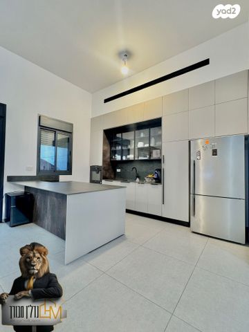 דירת גן, אריאל שרון 1, נווה שרון / שער העיר, נתיבות