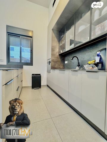 דירת גן, אריאל שרון 1, נווה שרון / שער העיר, נתיבות