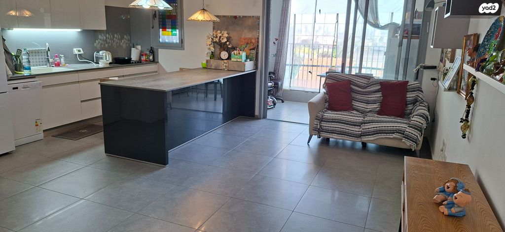 דירה, הטייסים, רמת בן צבי, נס ציונה