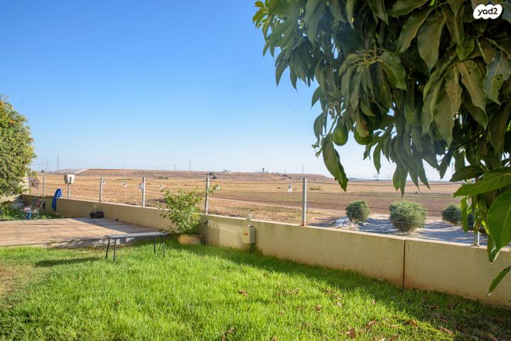 בית פרטי/ קוטג', כפר מנחם