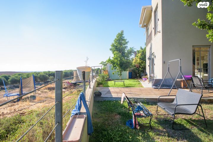 בית פרטי/ קוטג', כפר מנחם