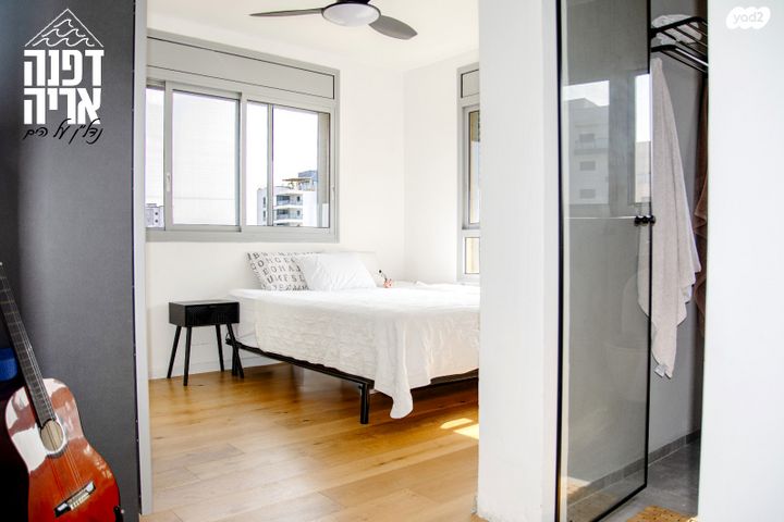 דירה, שדרות מנחם בגין 25, גבעת אולגה, חדרה