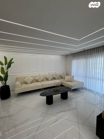 גג/ פנטהאוז, אשכולית, רמות הרכס, באר שבע