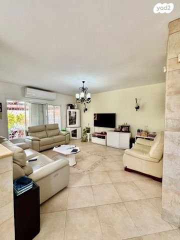 בית פרטי/ קוטג', סטולר, נווה מנחם, באר שבע