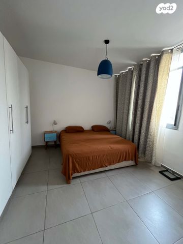 דירה, דרך שלמה, תל אביב יפו