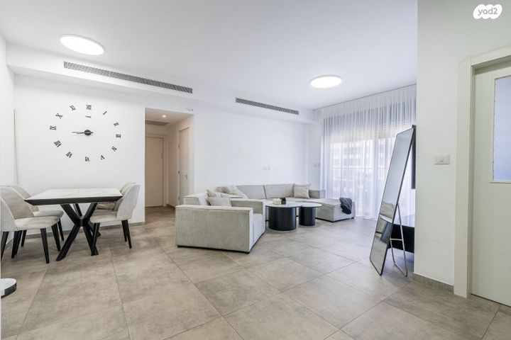 דירה, אור ים, אור עקיבא