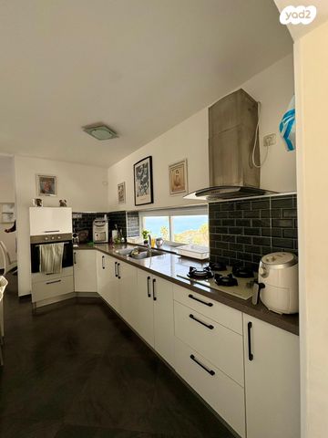 דירה, המעפילים, צפון מערב מרכז העיר, נתניה