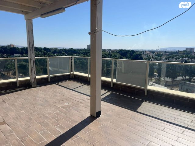 גג/ פנטהאוז, חיים בר לב, גן מוטה גור, עכו