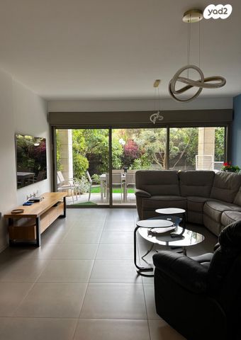 דירת גן, הרצל, ליבת העיר, יהוד מונוסון