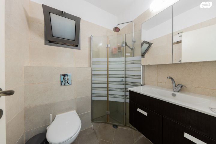 דירה, הוד השרון