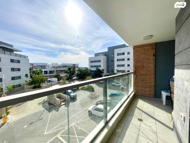 שרה אהרונסון 