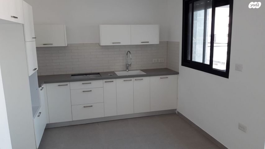 דירה, אור ים, אור עקיבא