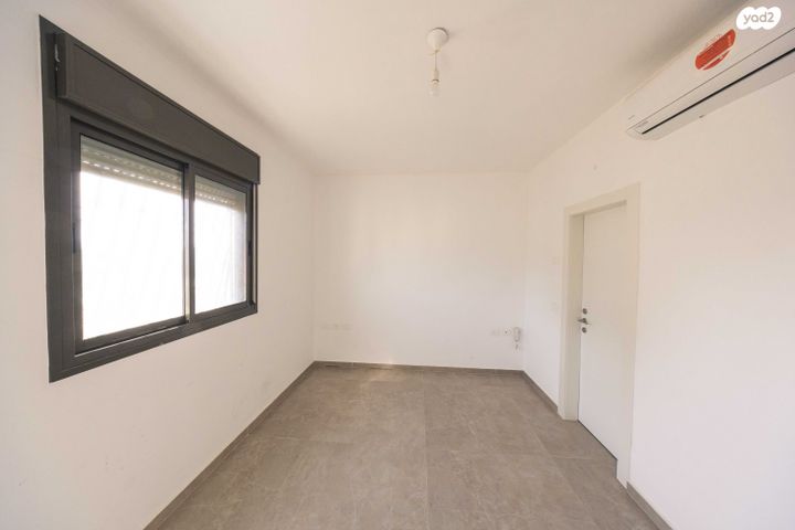 גג/ פנטהאוז, שדרות האמוראים 56, איילת השחר / רמת בית שמש ד-3, בית שמש