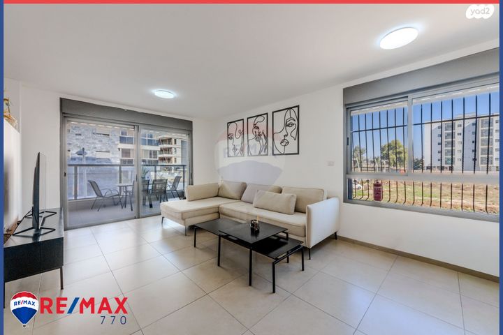 דירה, אירוס, עפולה