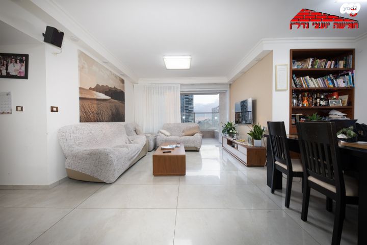 דירה, הבוצרים, קרית כרמים, ראשון לציון