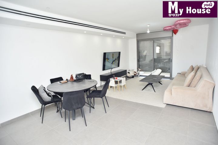 דירה, גדרה מזרח, גדרה