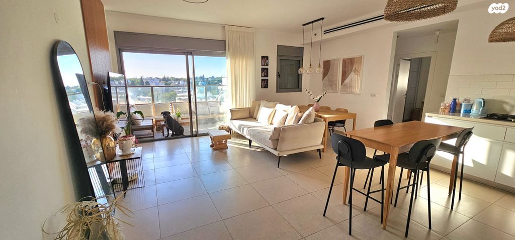 דירה, הגאולה, רמתיים, הוד השרון