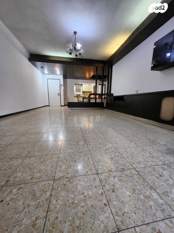 דירה, הדר, הרצליה הירוקה, נווה עובד, הרצליה