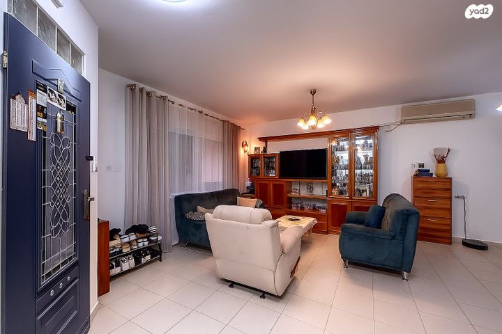 בית פרטי/ קוטג', השרון, קרית רבין, מגדל העמק