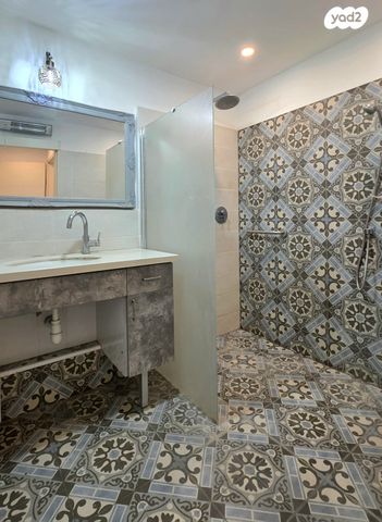 דירת גן, ברל כצנלסון 10, קרית ספיר, כפר סבא