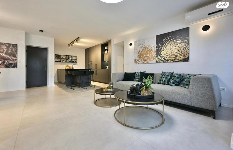 דירת גן, זלמן שז"ר 31, נווה חוף, ראשון לציון