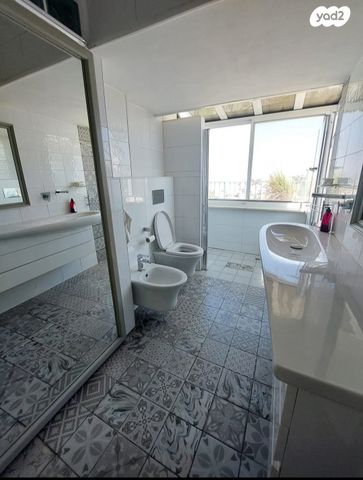 גג/ פנטהאוז, ליאון בלום, רמת הדר, חיפה