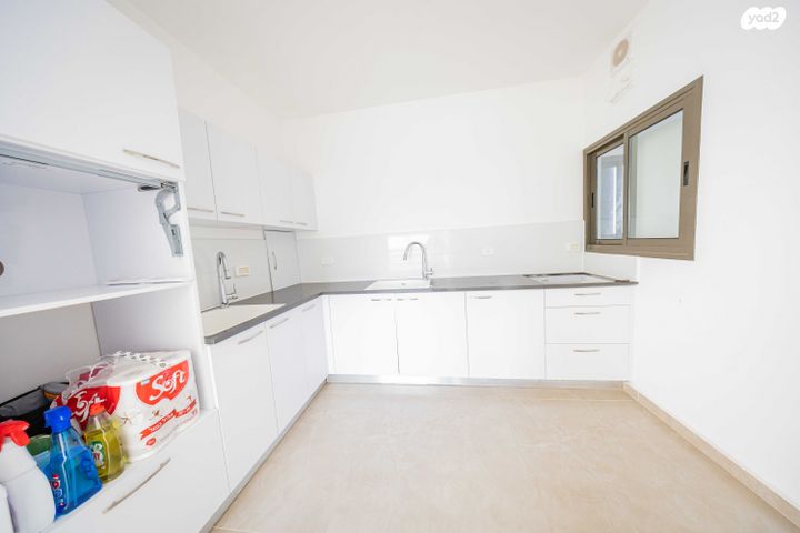 גג/ פנטהאוז, שדרות האמוראים 56, איילת השחר / רמת בית שמש ד-3, בית שמש