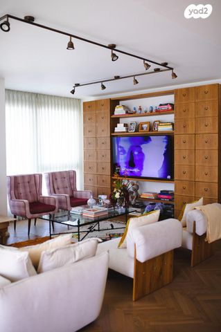 דירה, החשמונאים 100, גני שרונה, קרית הממשלה, תל אביב יפו