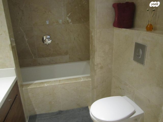 דירה, רבי עקיבא, מרכז העיר, ירושלים