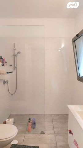 דירת גן, אוסקר שינדלר 40, צהלה, תל אביב יפו