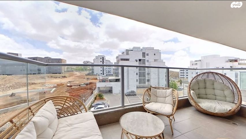 דירה, עמוס הנביא 5, פסגות אפק, ראש העין